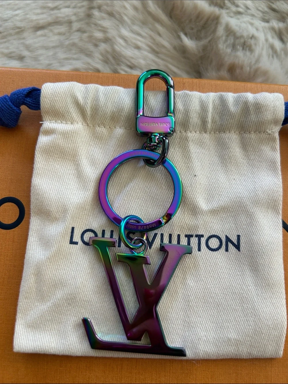Louis Vuitton Oilslick iridescent Keychain Bag Charm M69478